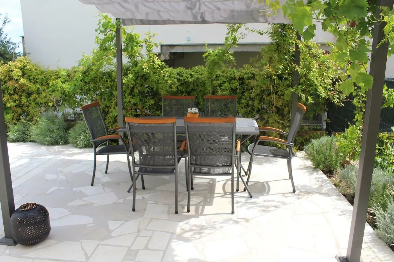 Apartment Ferienwohnung Albatros Trogir